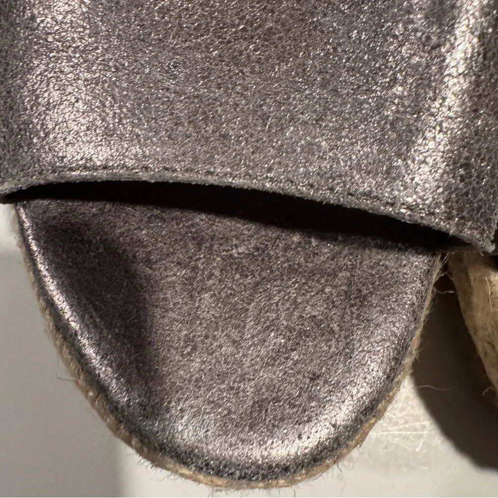 Eileen Fisher Stylish Women's Silver Wedge Sandals Size 10